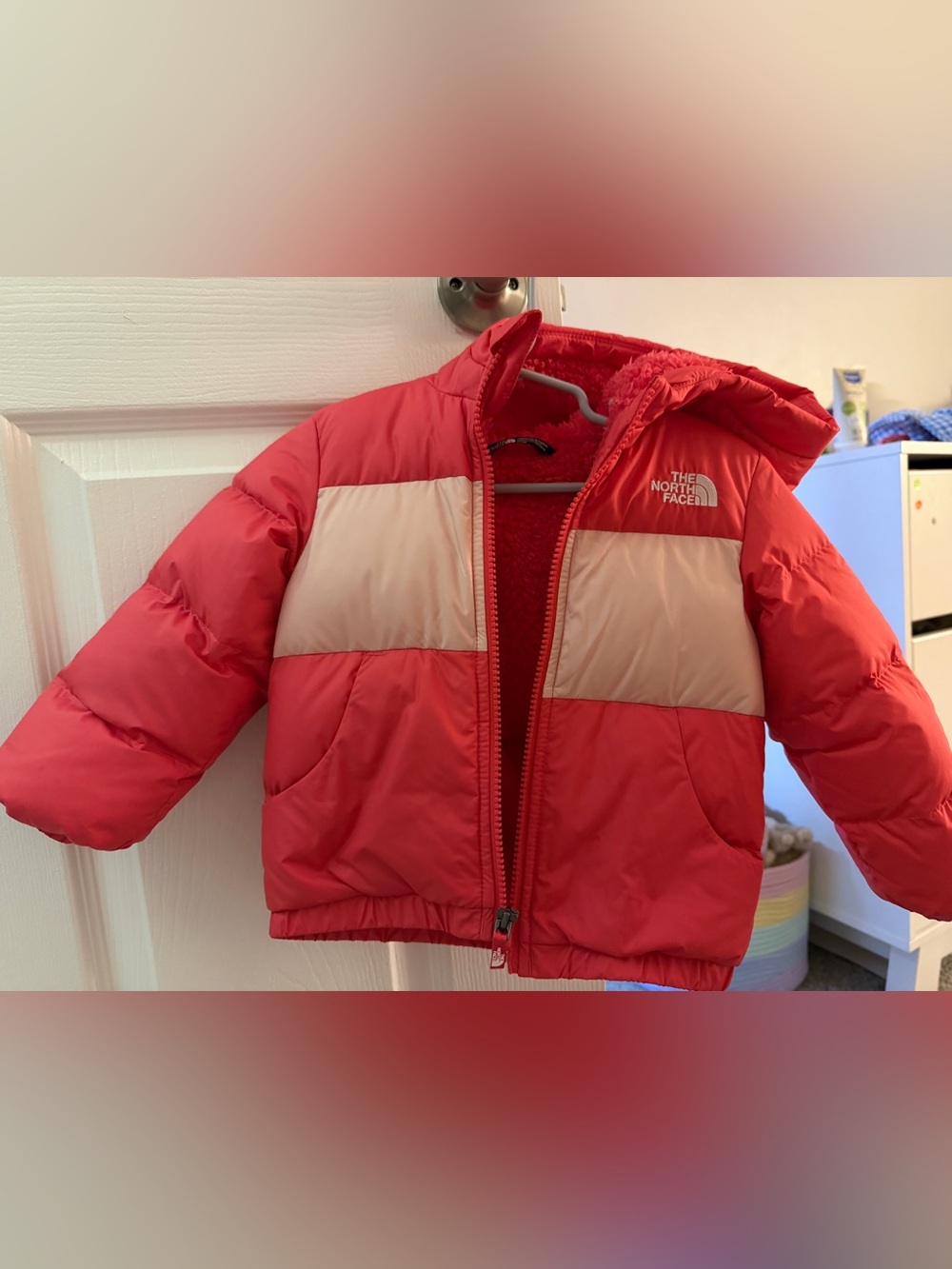 The North Face Kids Coral & Cream Hooded Puffer Jacket